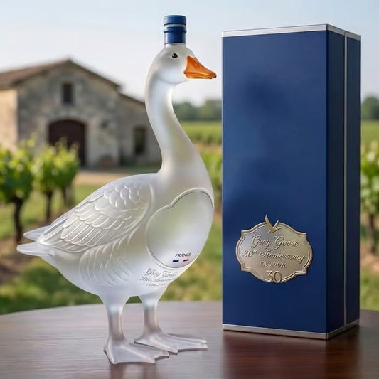 30. évfordulós 3D szobrászott vodka üveg